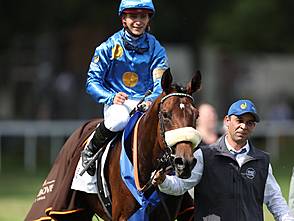 IDEE 155. Deutsches Derby Gr.1: Palladium siegt unter Thore Hammer-Hansen