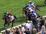 Ein HAMMER-Ergebnis für Liberty: CHIEFLAND, Salitos, Kairos 2 - 3 - 4 im IDEE 157. Deutschen Derby (Gr.I)